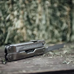 Leatherman REBAR Multitool
